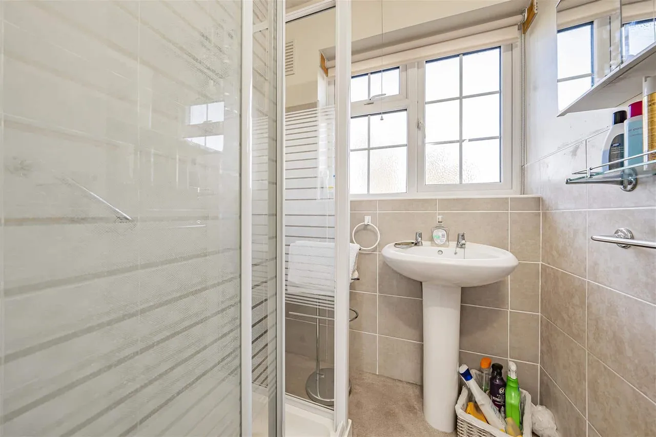 Parsonage Lane, Windsor, SL4 5EN, photo 12