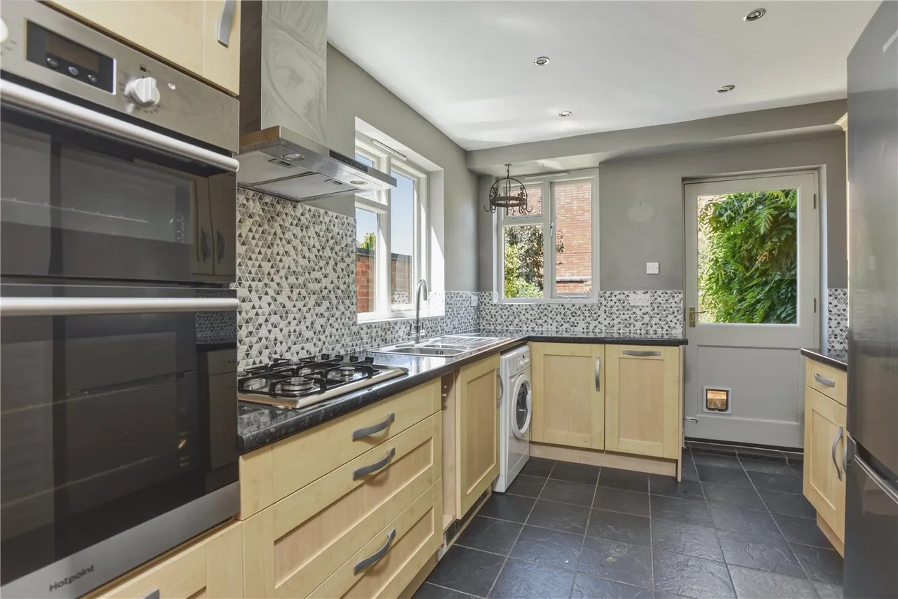 Broad Street, Stratford-upon-Avon, Warwickshire, CV37, photo 5