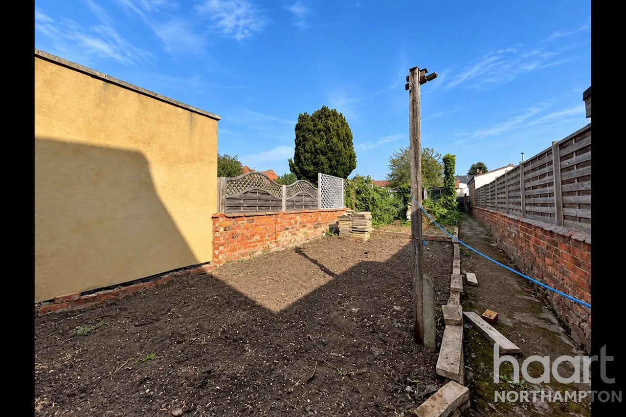 Lower Thrift Street, Northampton, NN1, photo 9