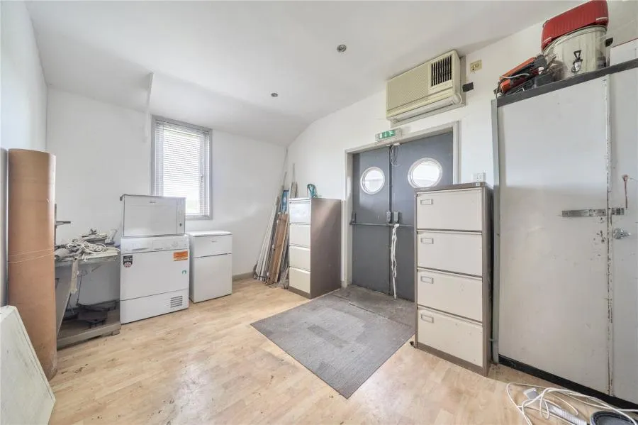 Crowell Road, Chinnor, OX39, photo 14