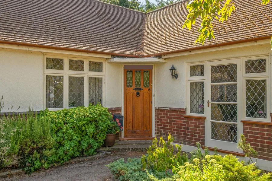 Penton Hall Drive, Staines-Upon-Thames, TW18, photo 16