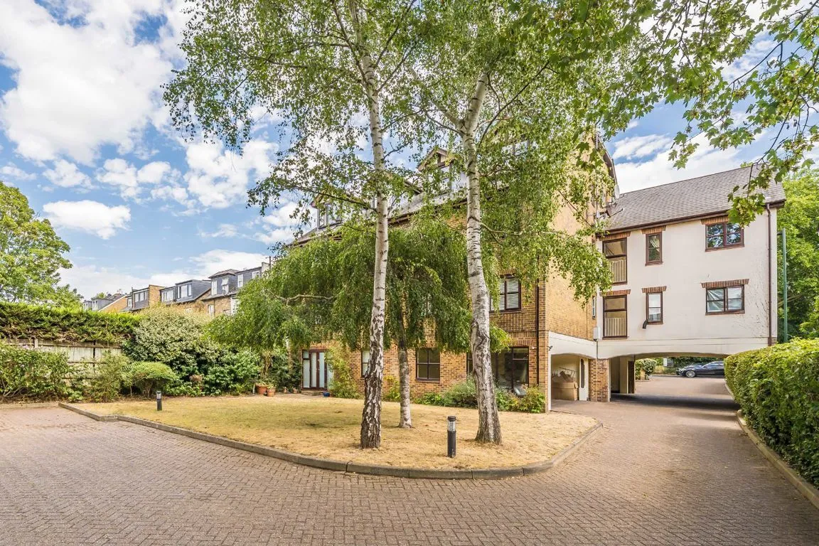 Kingston Road, TW11, photo 6