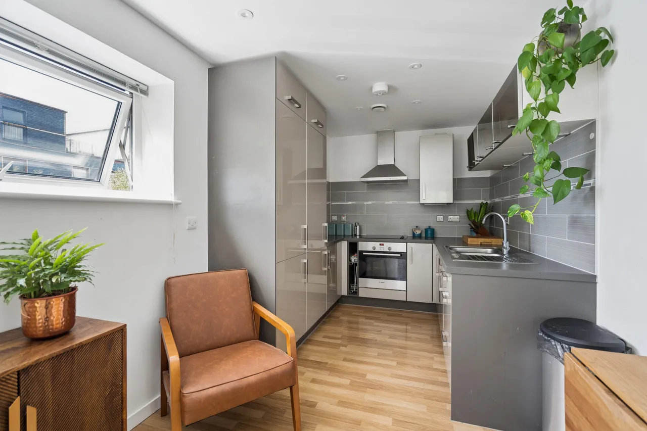 Brindley Court 70 Letchworth Road, Stanmore, Stanmore, HA7 1FN, photo 8