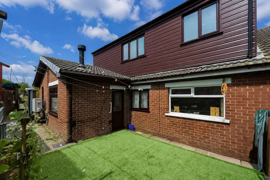 Blackburn Road, Chorley, PR6, photo 35