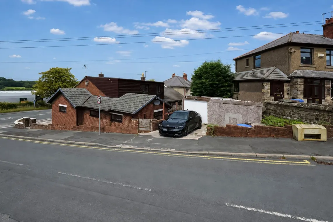 Blackburn Road, Chorley, PR6, photo 38
