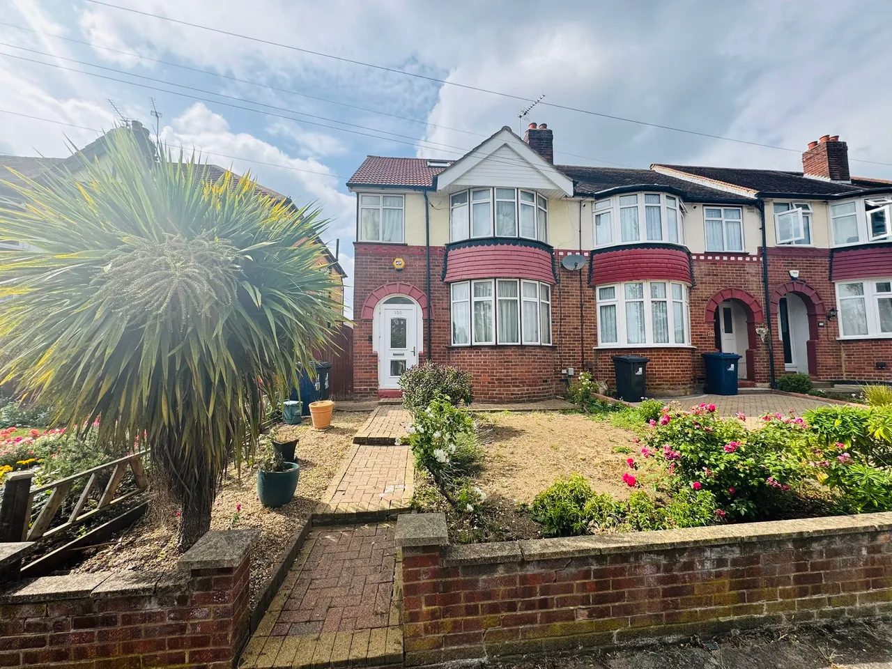 4 bed property for sale, The Fairway, Northolt, UB5