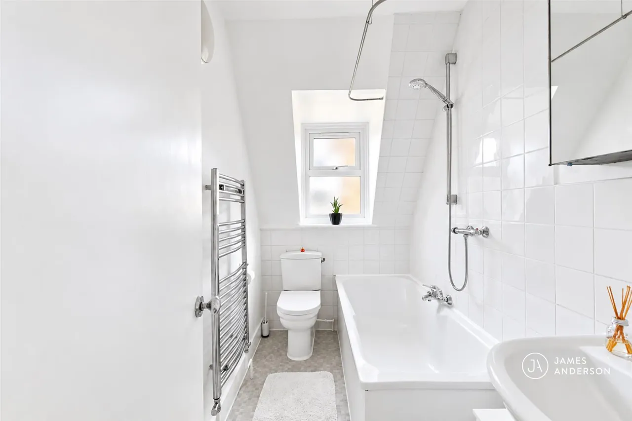 Langside Avenue, London, SW15, photo 6