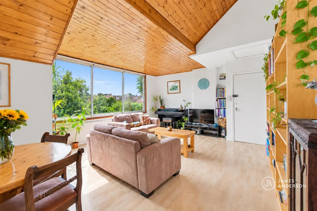 2 bed flat for sale, Langside Avenue, London, SW15
