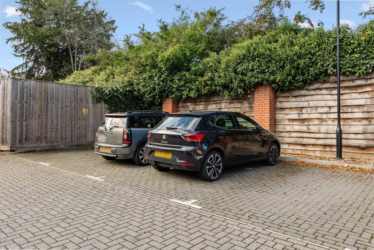 Shepherds Place, Shefford, SG17, photo 16