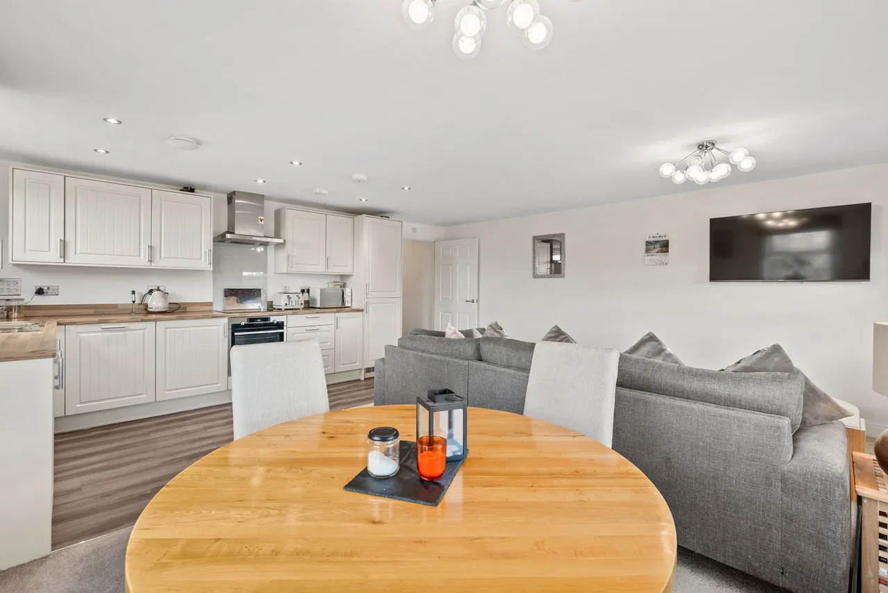 Shepherds Place, Shefford, SG17, photo 12