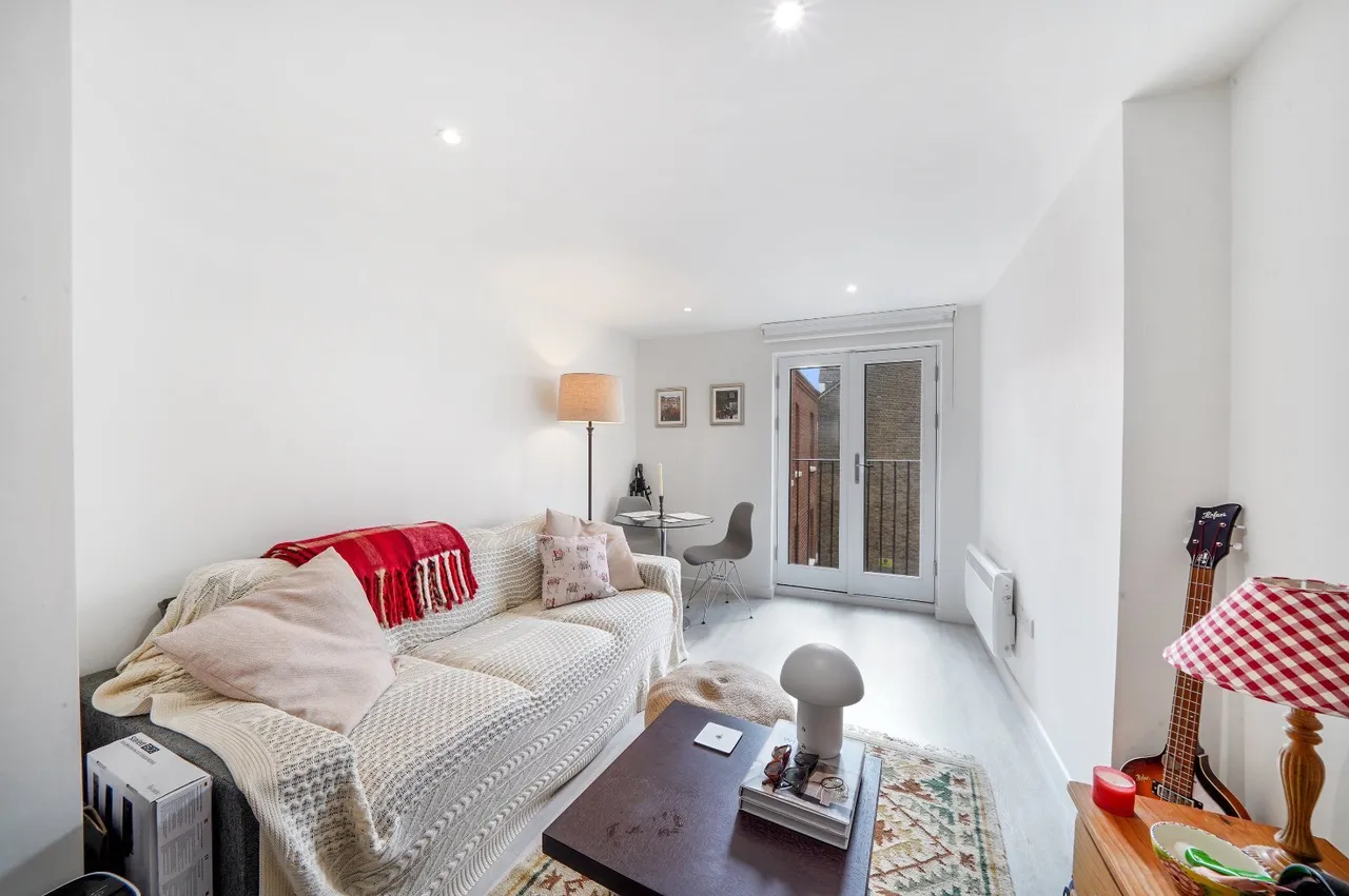 1 bed flat to rent, Ingham Road, West Hampstead, NW6