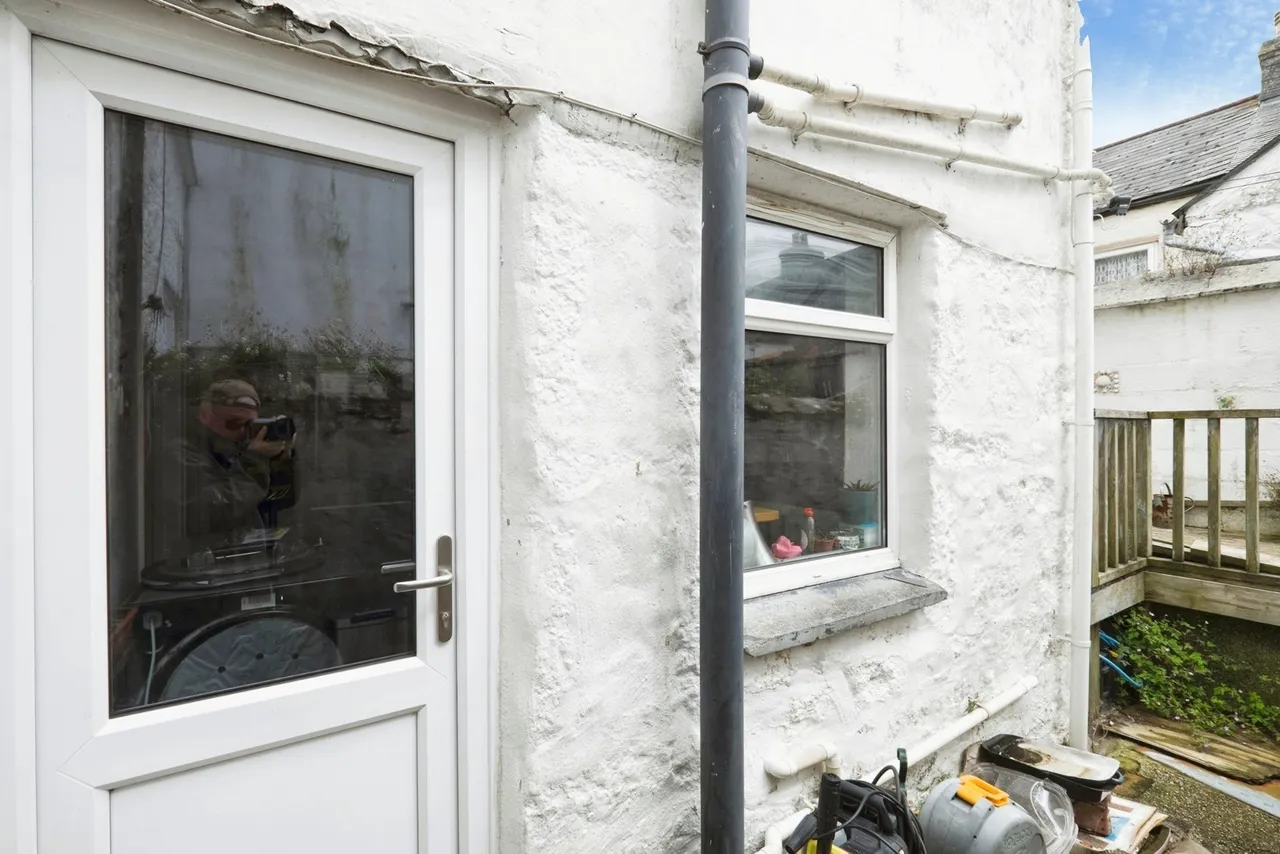Taroveor Terrace, Penzance, TR18, photo 19