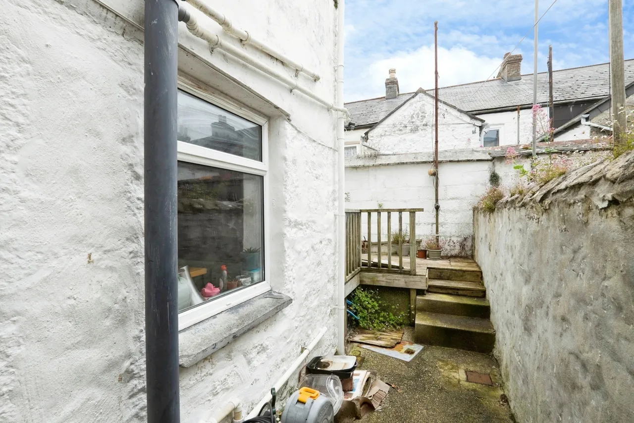 Taroveor Terrace, Penzance, TR18, photo 17