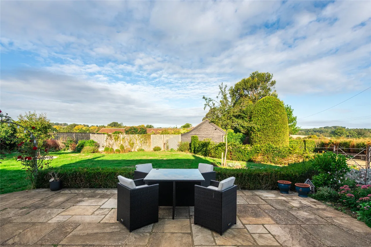 Holly Bank, Witts End, MK17, photo 27