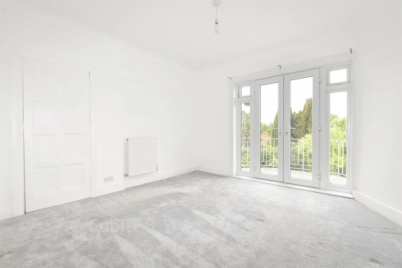 Ladbroke Road, Redhill, RH1, photo 7