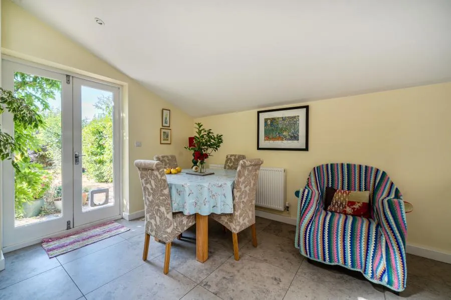 Leys Villas, The Leys, OX28, photo 9