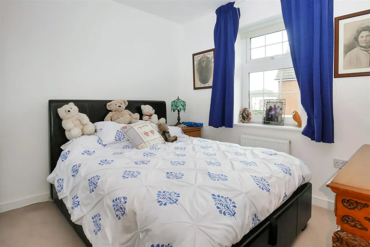 Thompson Grove, Littlehampton, photo 9