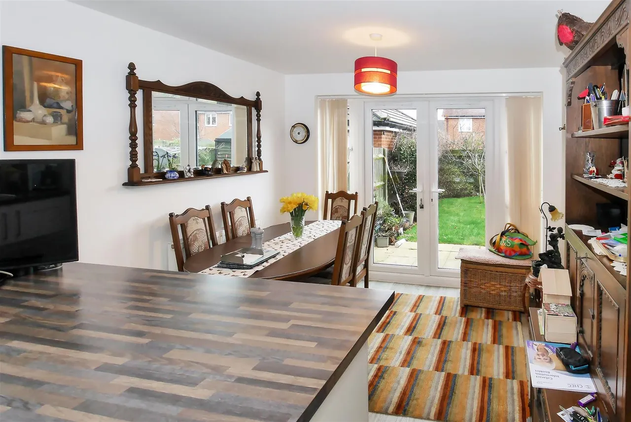 Thompson Grove, Littlehampton, photo 5