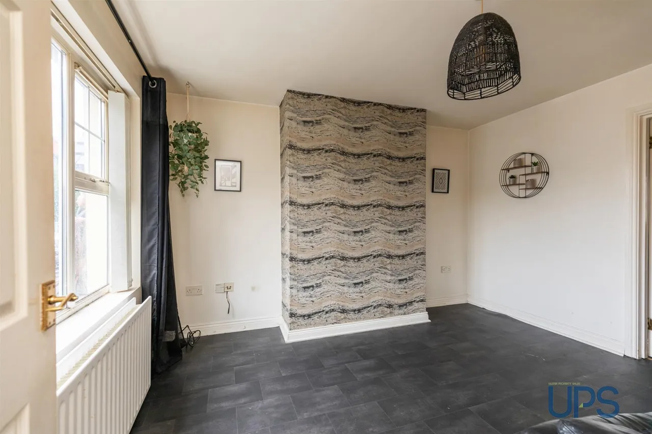 Dunmurry Close, Belfast, BT17, photo 3