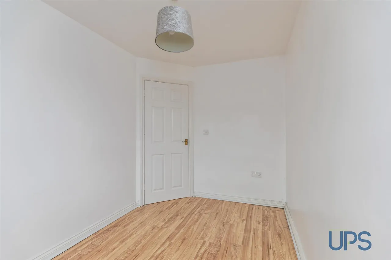 Dunmurry Close, Belfast, BT17, photo 15