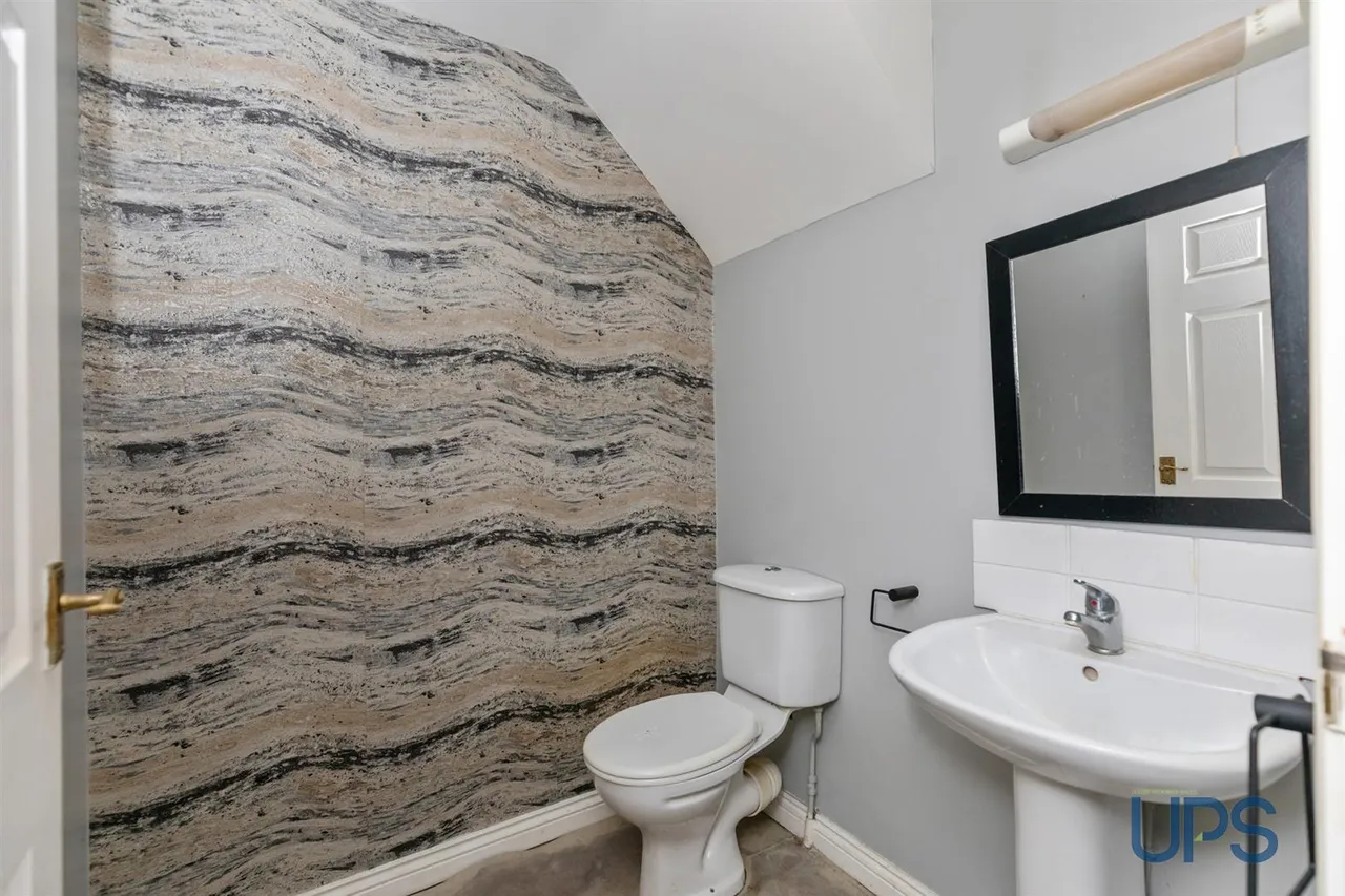 Dunmurry Close, Belfast, BT17, photo 9