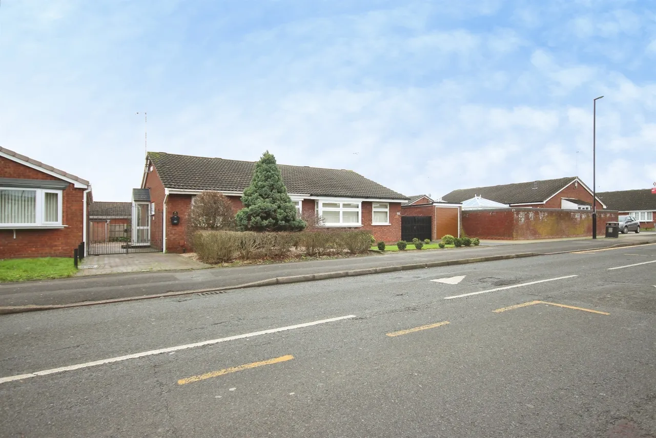 Narberth Way, Walsgrave, CV2, photo 13