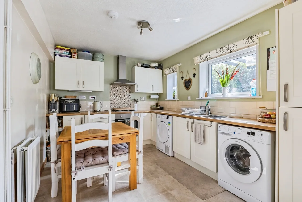 Broadlands Avenue, Newton Abbot, TQ12, photo 5