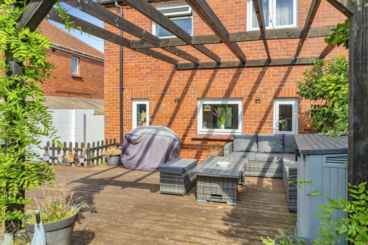Broadlands Avenue, Newton Abbot, TQ12, photo 2