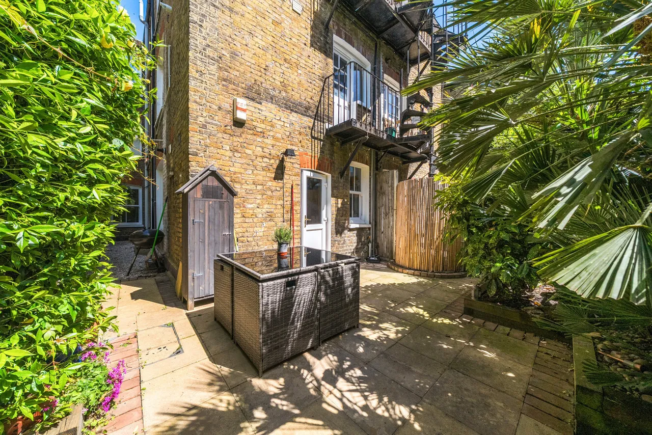 Aristotle Road, Clapham, SW4, photo 2