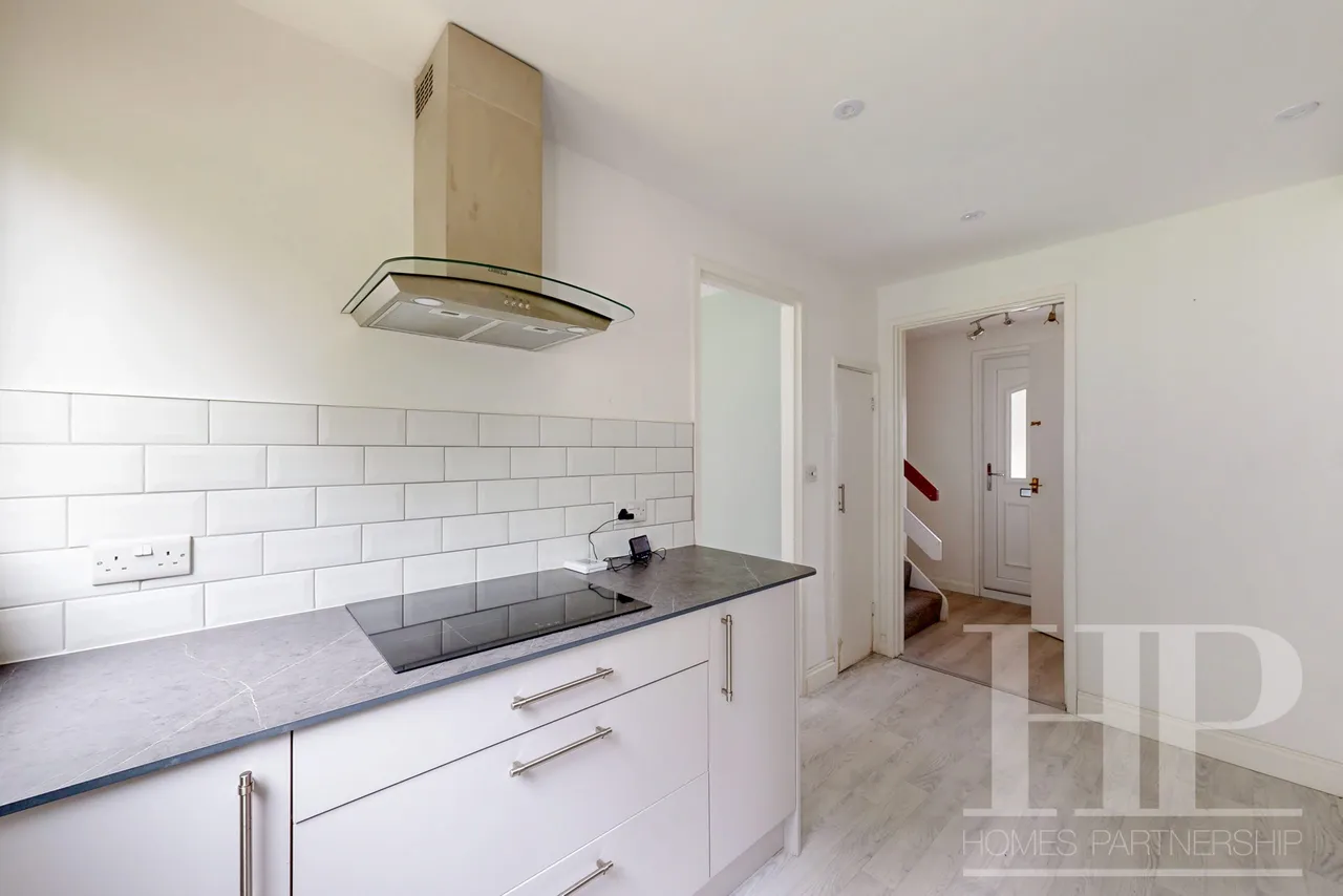 Lindgren Walk, Crawley, RH11, photo 8