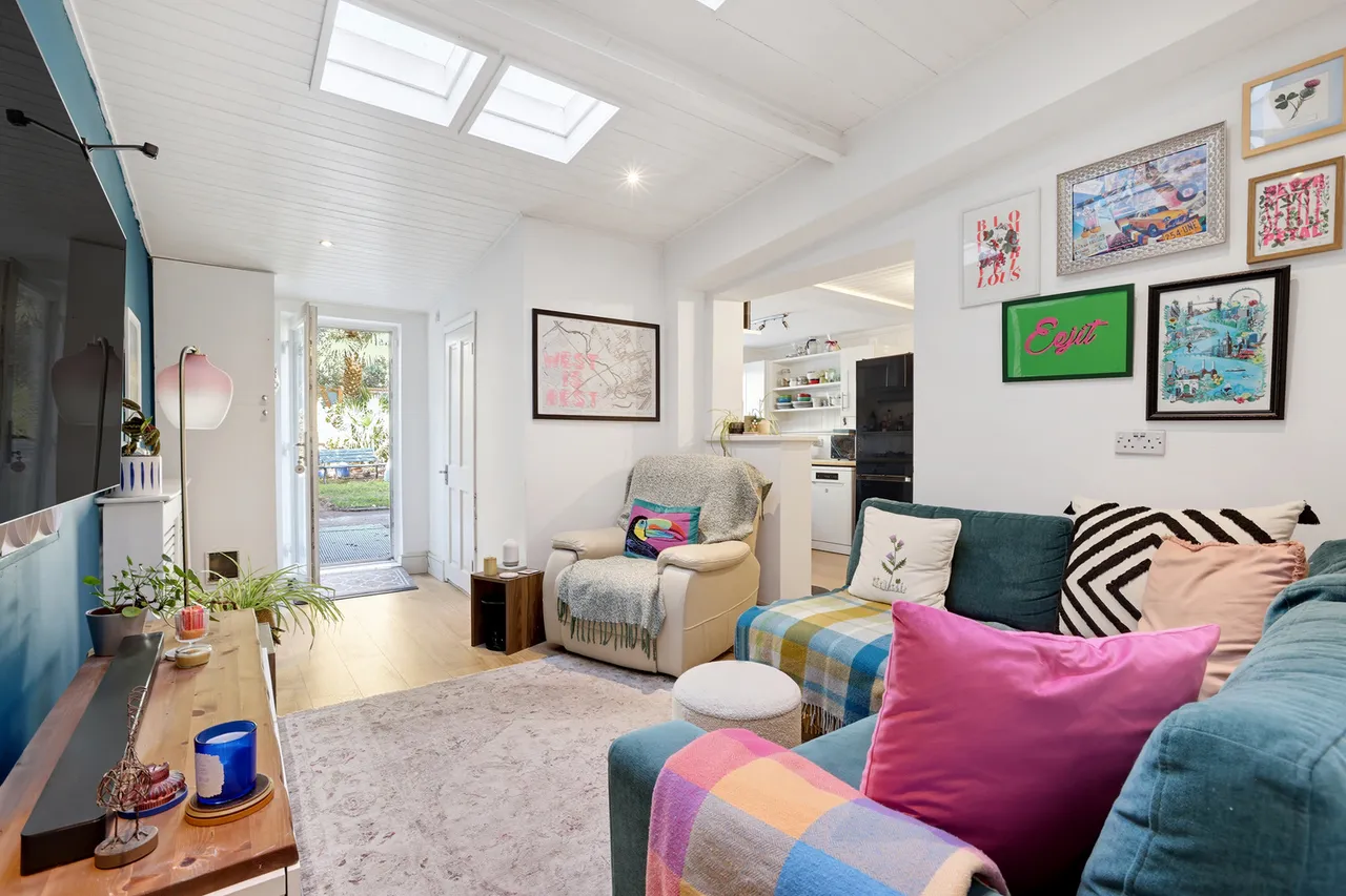 Eastbourne Road, Brentford, TW8, photo 6