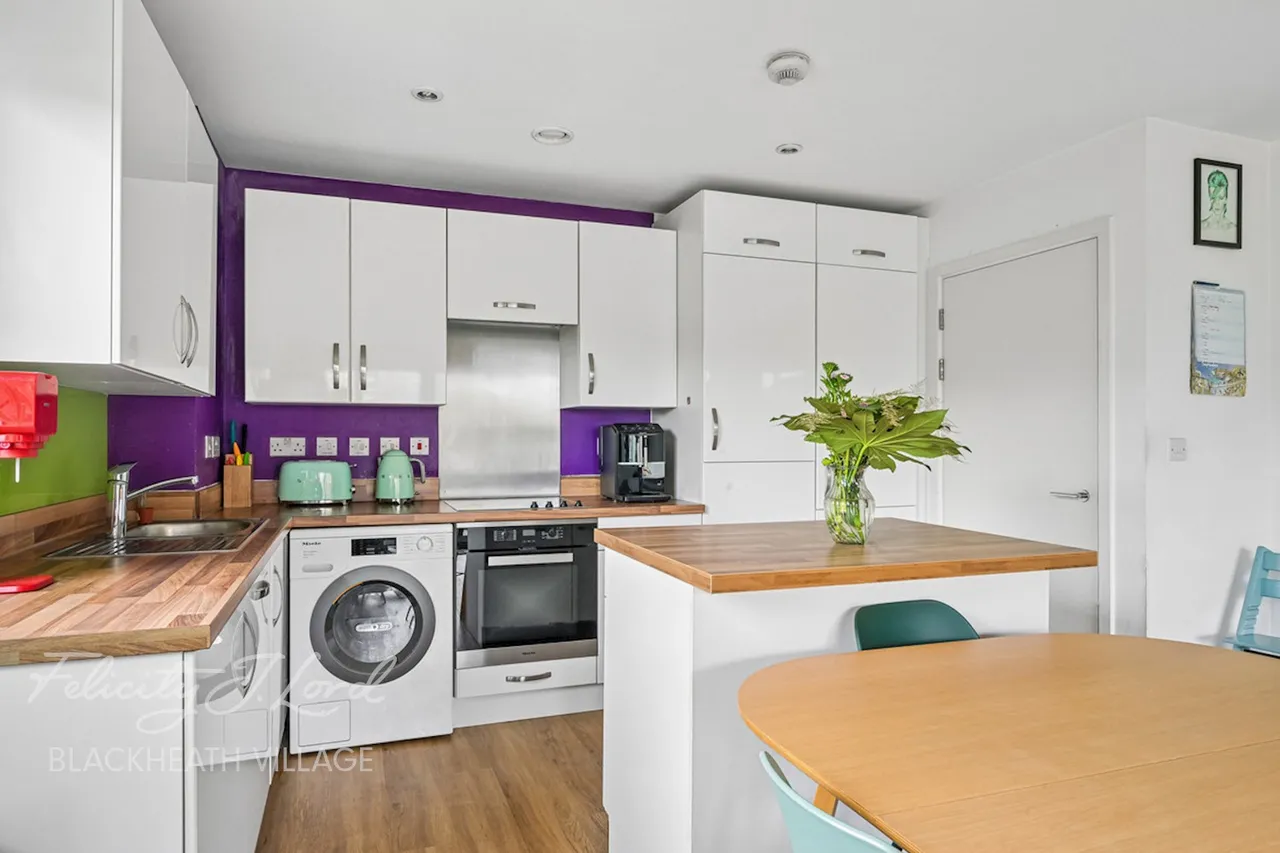 Lincoln house 13 boyd way, London, SE3, photo 19