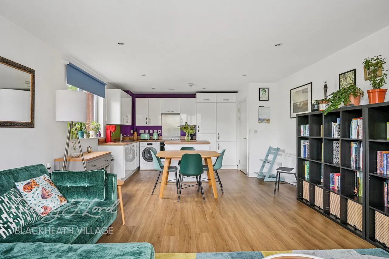 Lincoln house 13 boyd way, London, SE3, photo 11