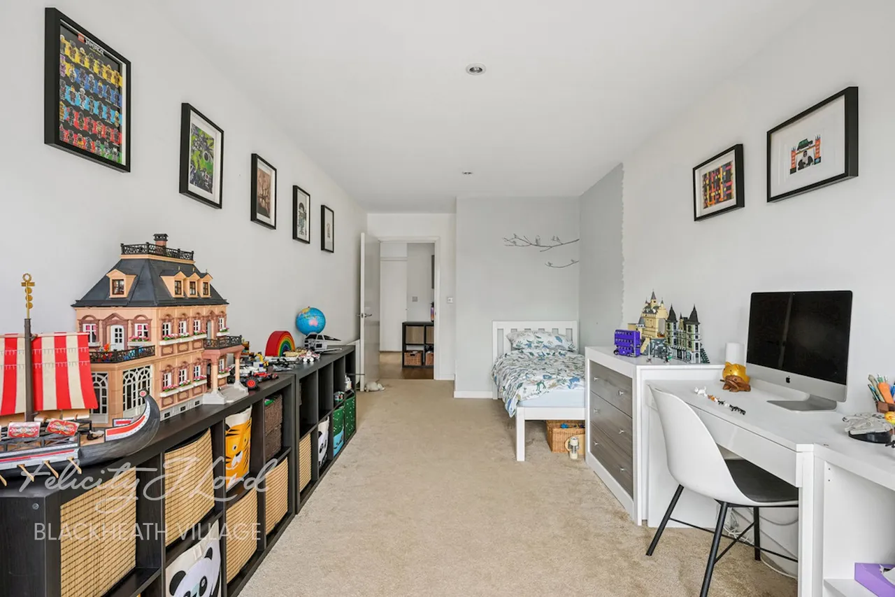 Lincoln house 13 boyd way, London, SE3, photo 15