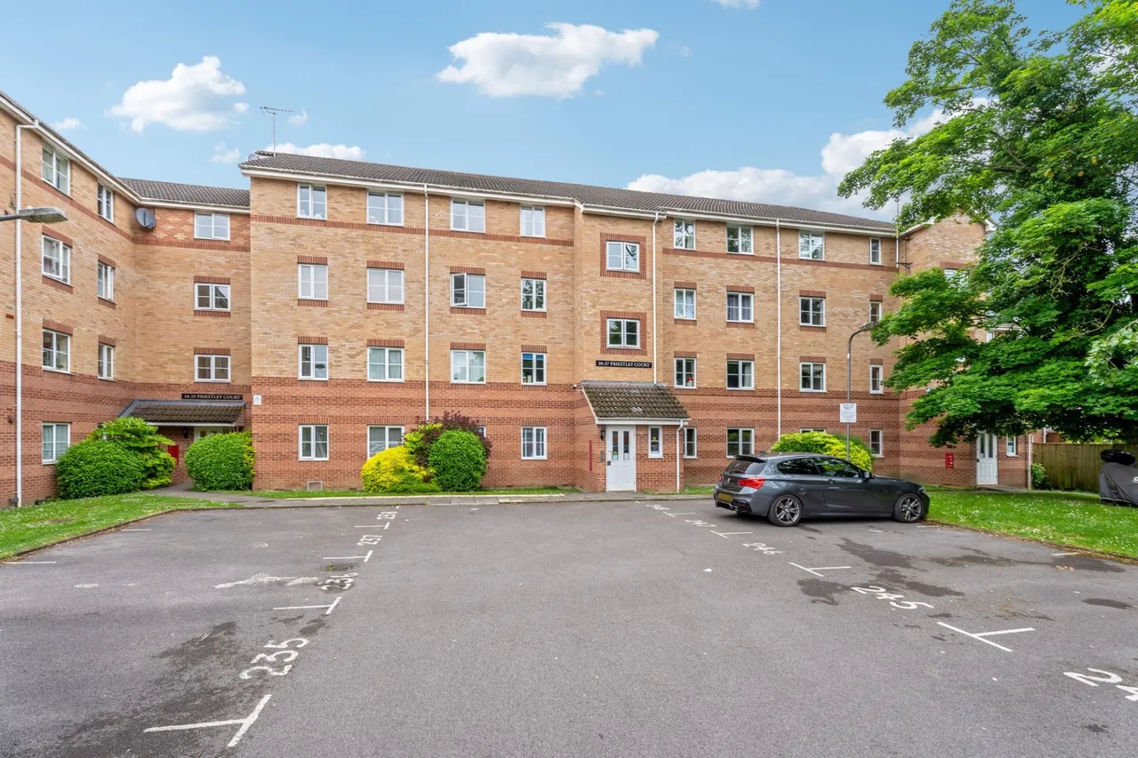 Priestley Court, Princes Gate, HP13, photo 14