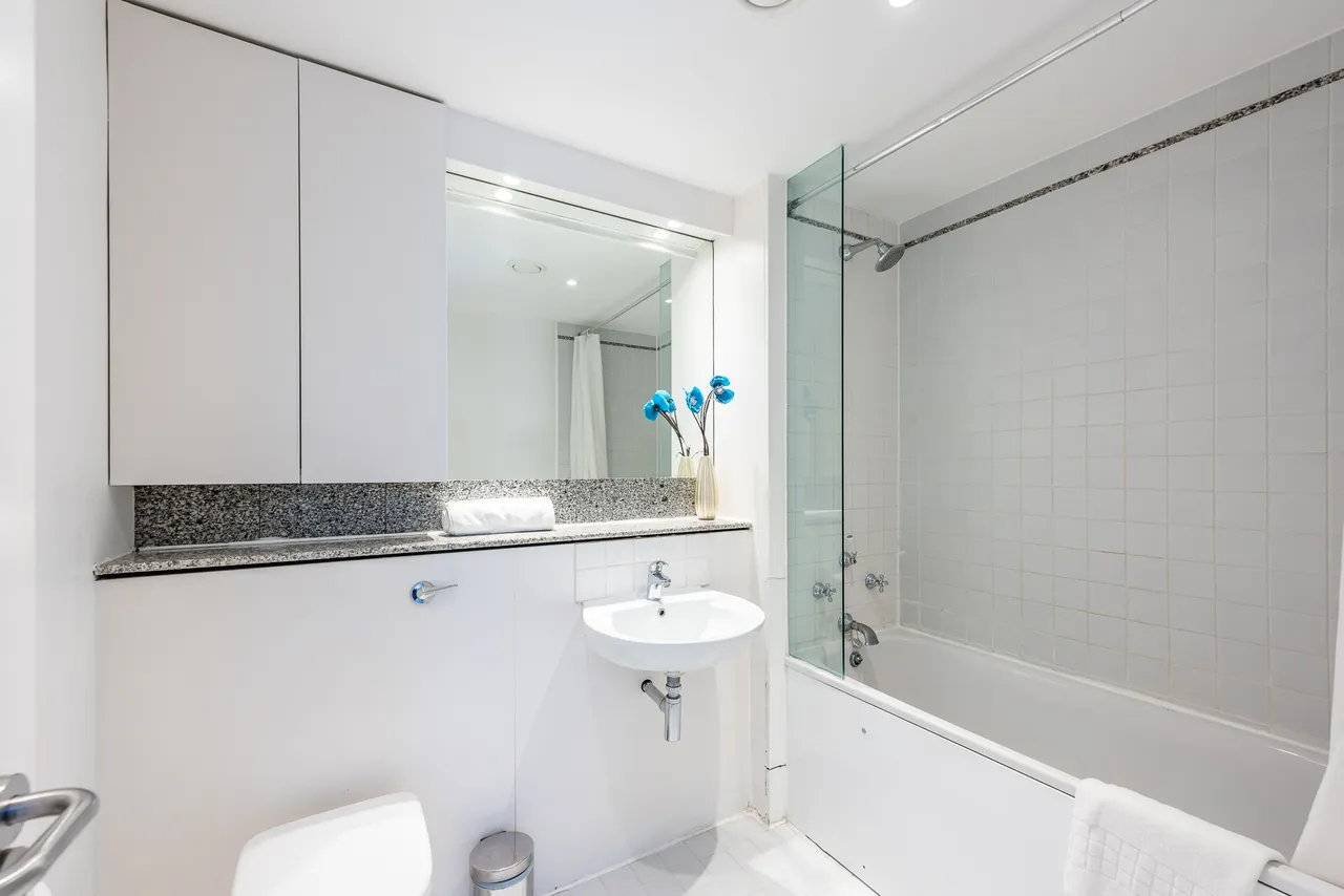 629 Point West, 116 Cromwell Road, London, photo 6
