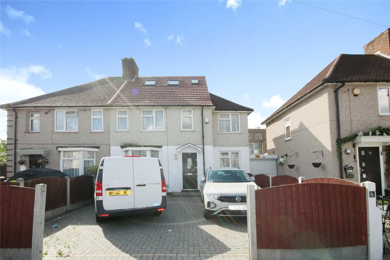 6 bed house to rent, Reede Road, Dagenham, RM10
