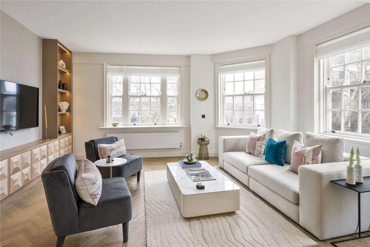 3 bed flat for sale — Brompton Road, London, SW3 1LB