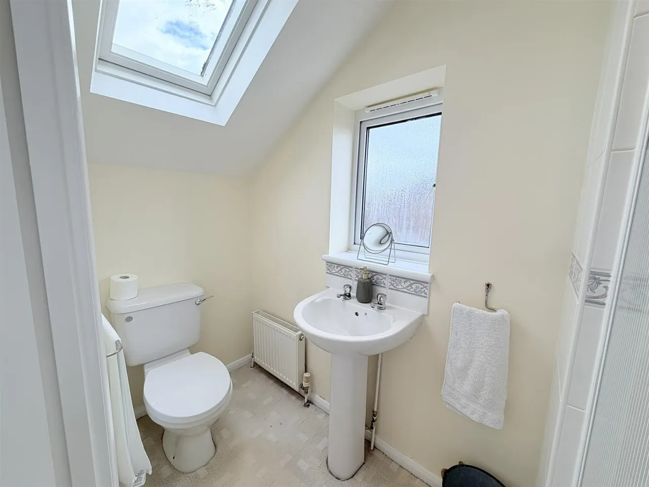 Chyngton Gardens, Seaford, photo 10