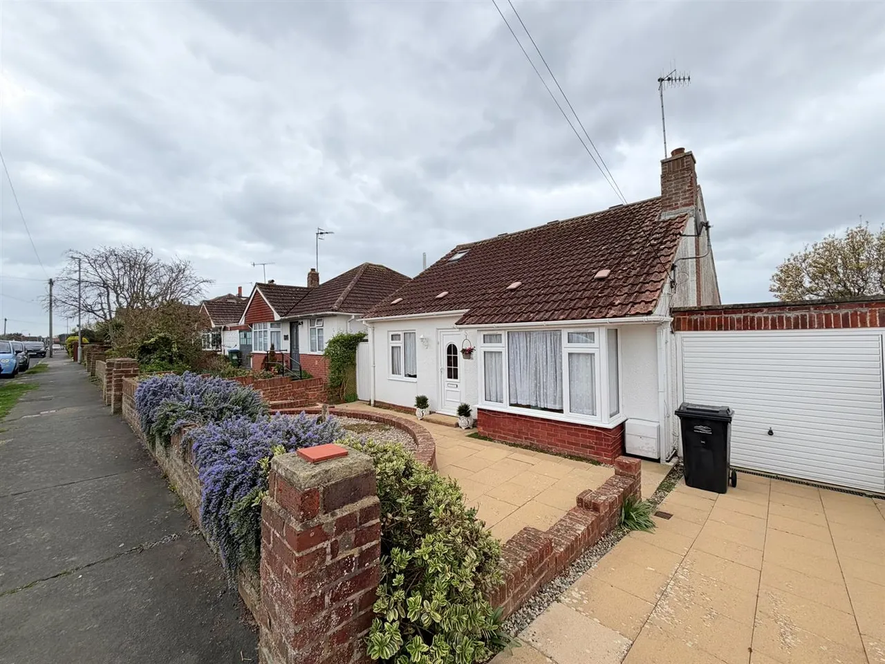 Chyngton Gardens, Seaford, photo 22