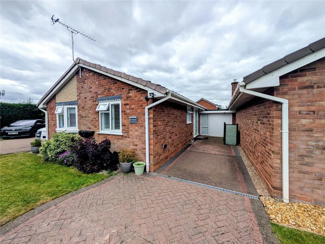 2 bed house for sale — Lower Penkridge Road, Acton Trussell, Staffordshire, ST17
