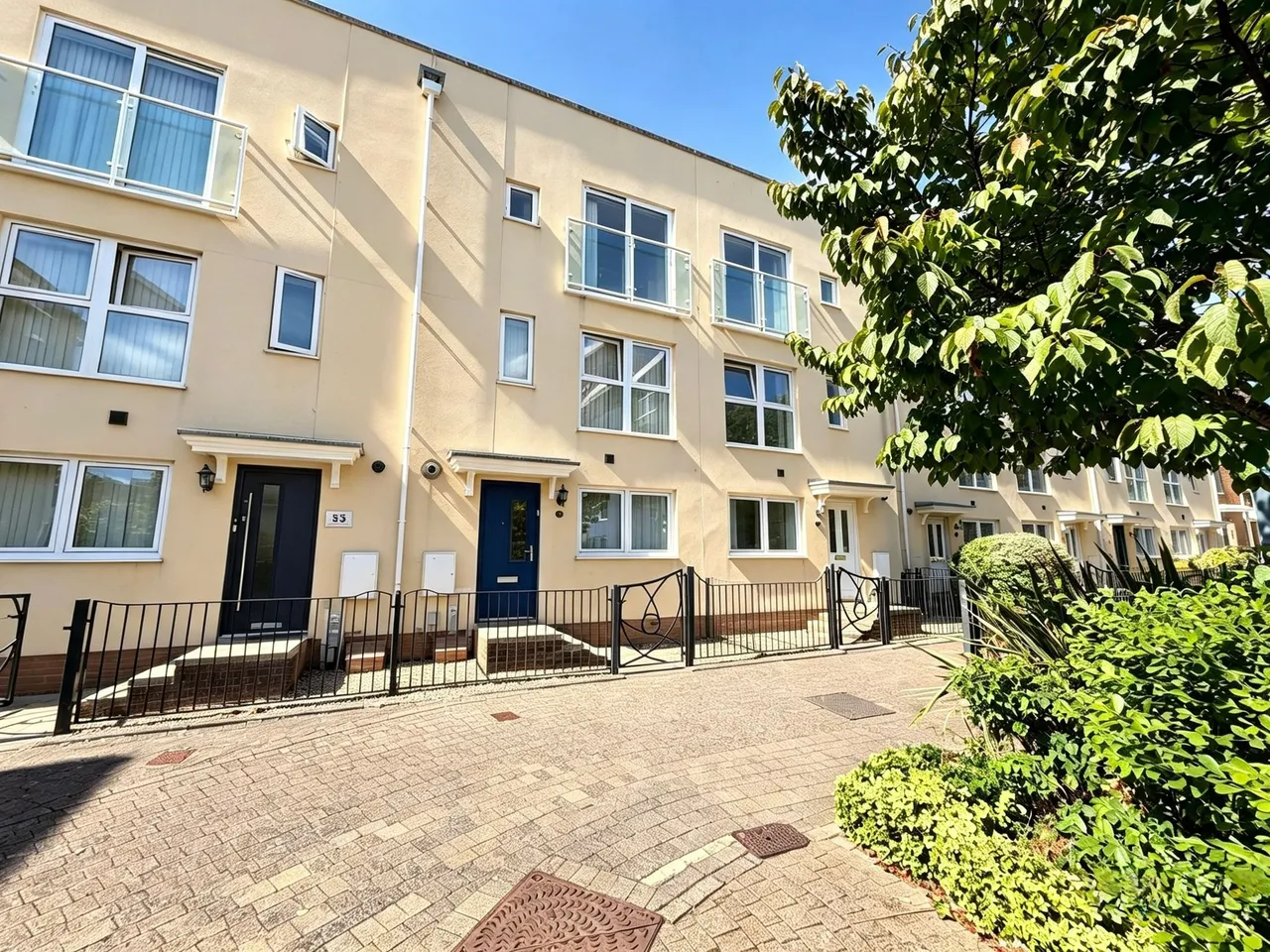 Richmond Court, Exeter, photo 2