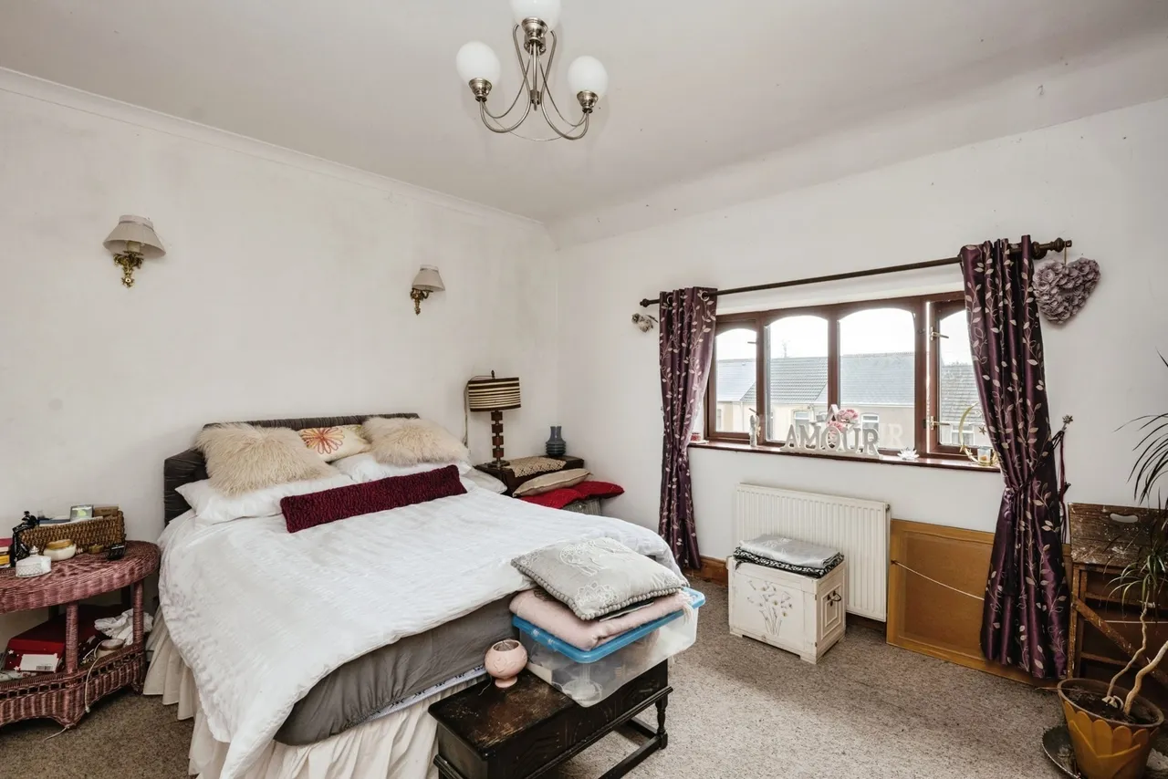 Culfor Road, Loughor, SA4, photo 15