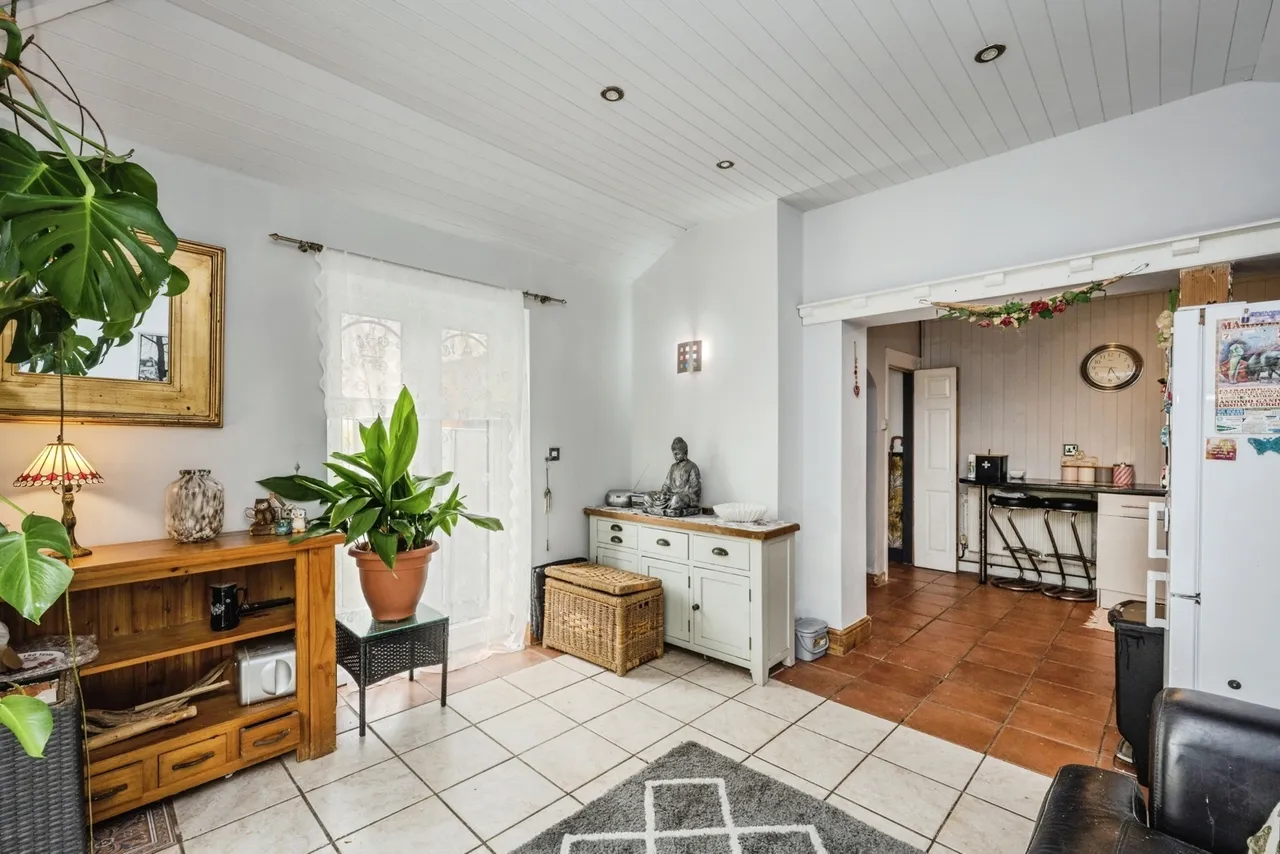 Culfor Road, Loughor, SA4, photo 13