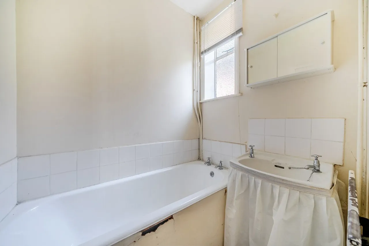 Southend Lane, SE6, photo 8