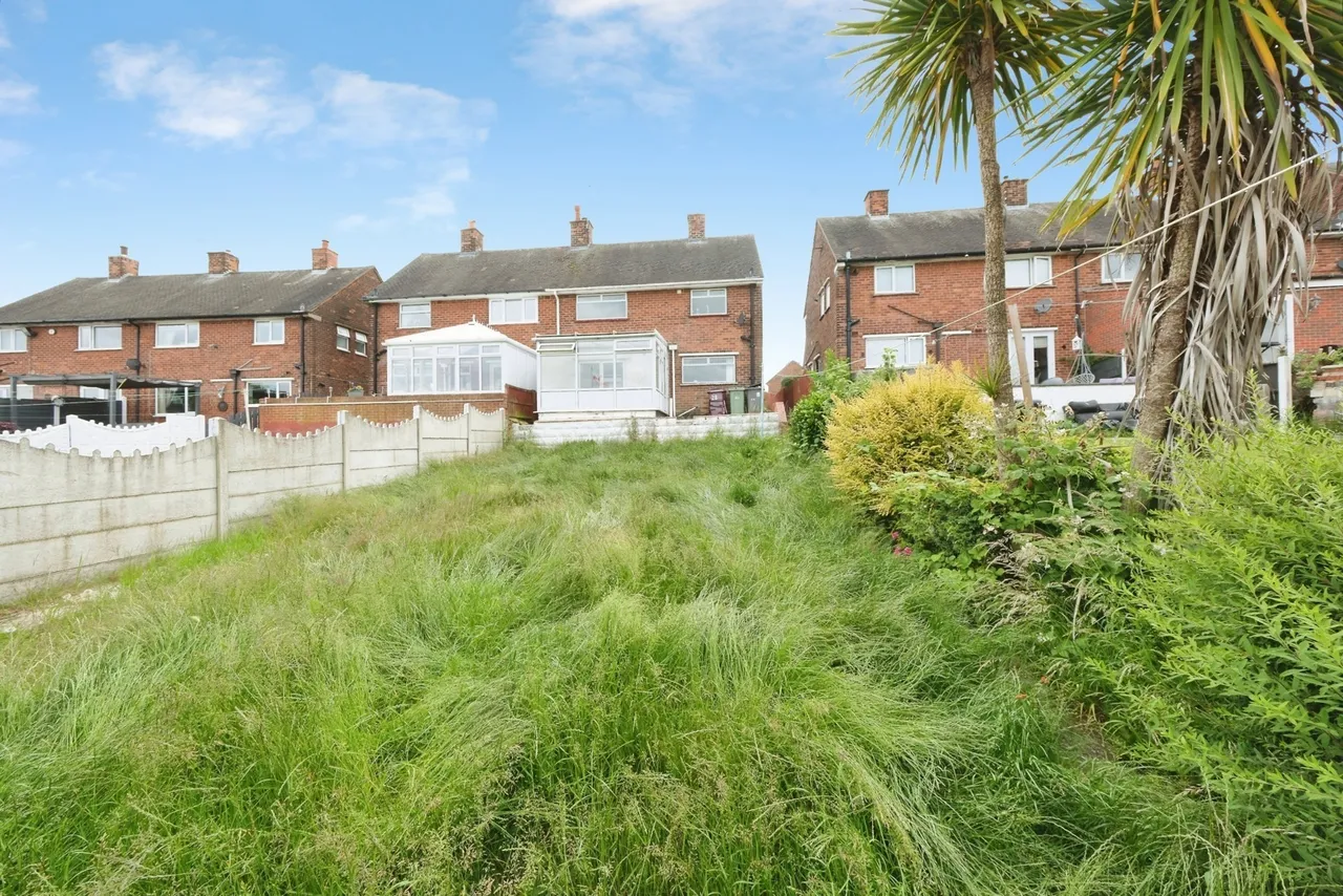 3 bed house for sale — Slant Lane, Shirebrook, Mansfield, Derbyshire, NG20
