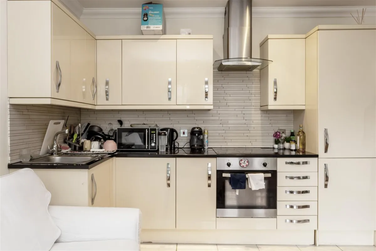 Bond street, Ealing, W5, photo 3