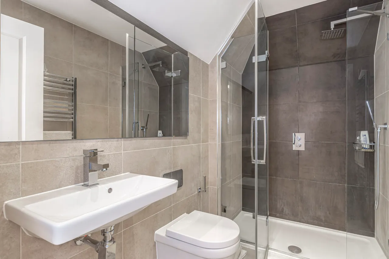 Twining Close, Tunbridge Wells, Kent, TN4 8FJ, photo 7