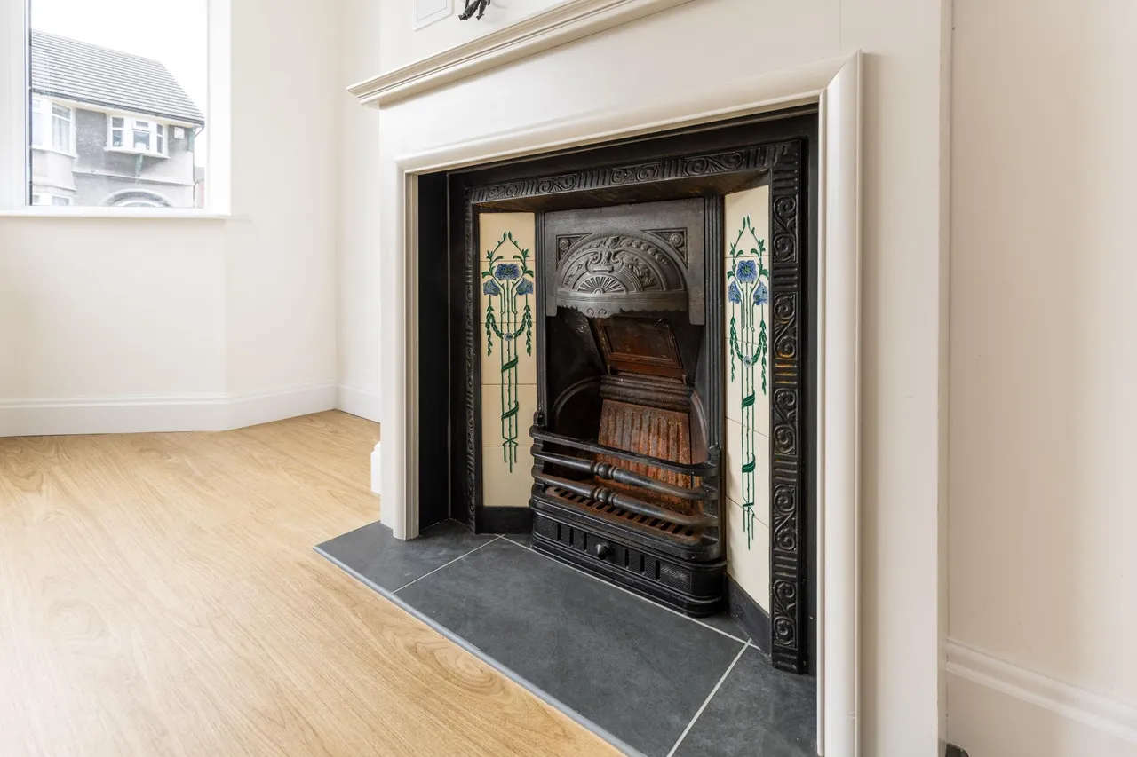 Gilmour Mount, Oxton Village, CH43, photo 11