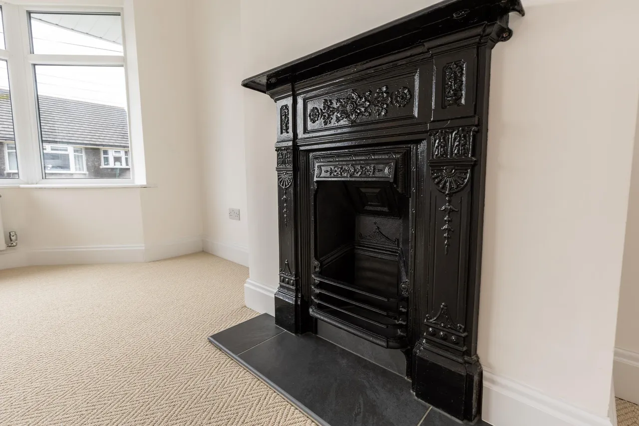 Gilmour Mount, Oxton Village, CH43, photo 17